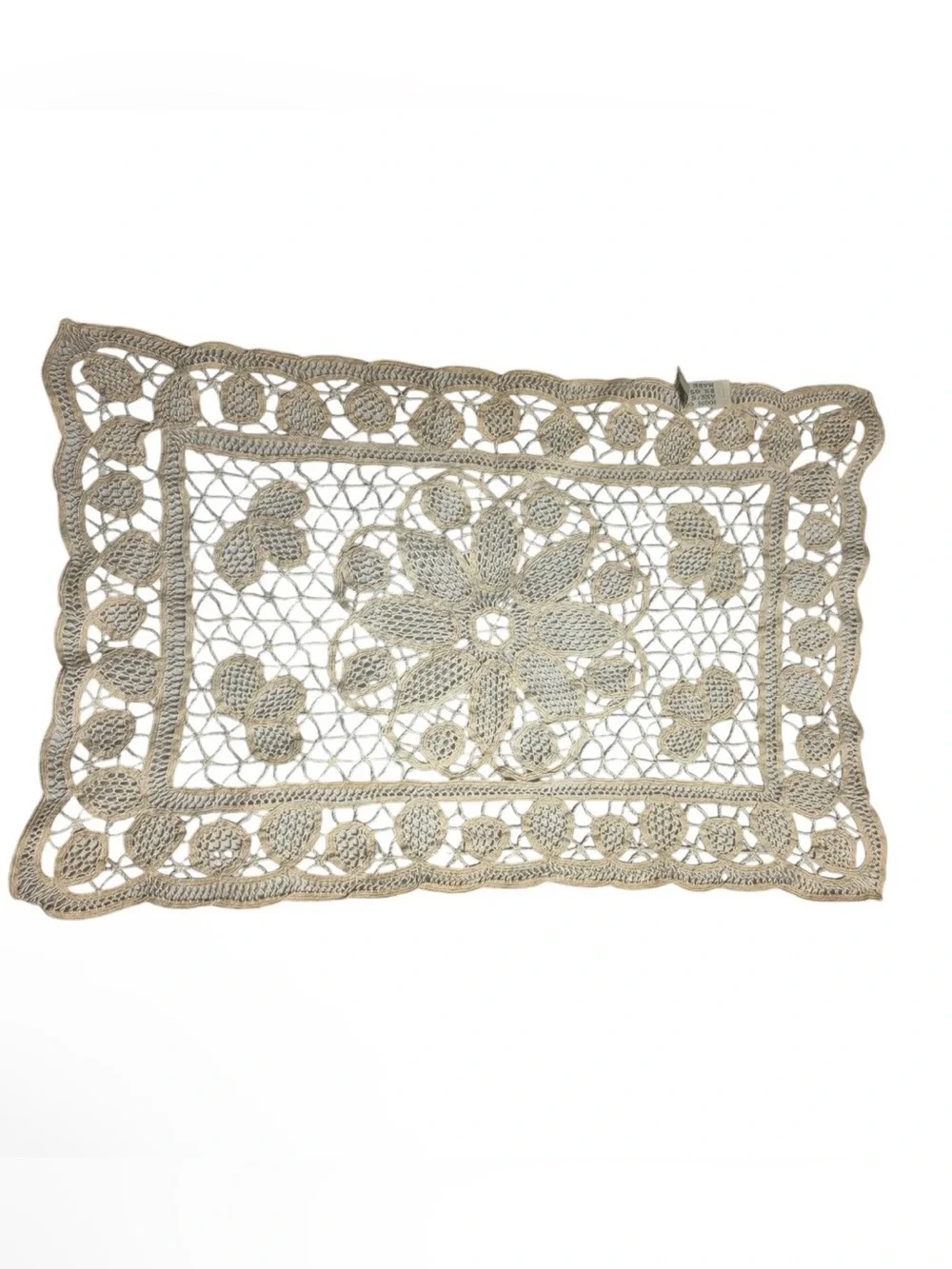 Vintage cream lace